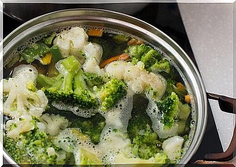 broccoli cooked in the pot 