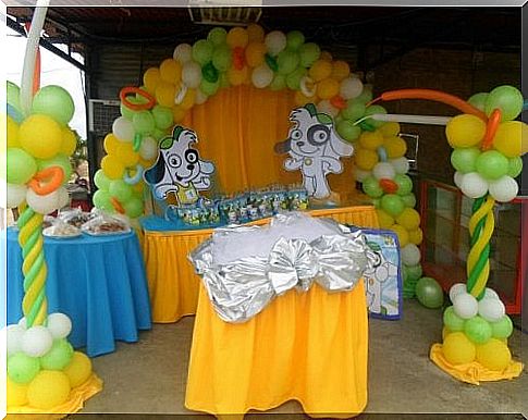 Colors and decorations add personality to children's parties