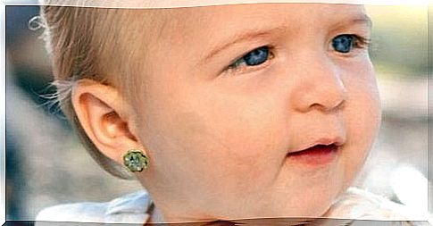 baby earrings