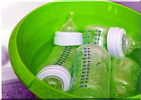 Sterilizing baby bottles: how to do it