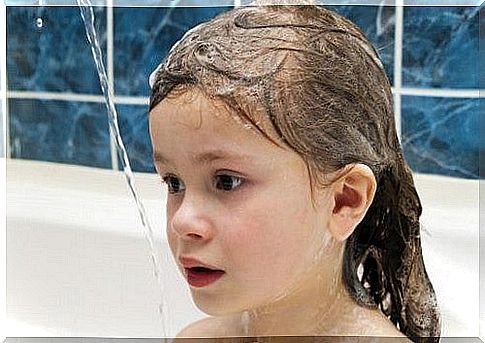 Washing your baby's hair every day: is it good for you?